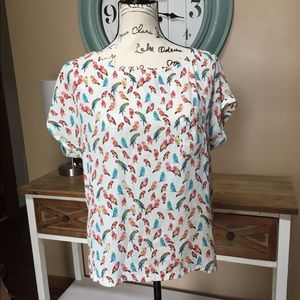 Loft petite parrot print top
